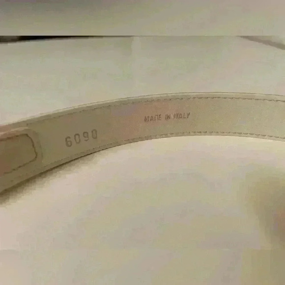 Vintage Women’s Pearl Color‎ Thin Belt Size 29 - Picture 5 of 8